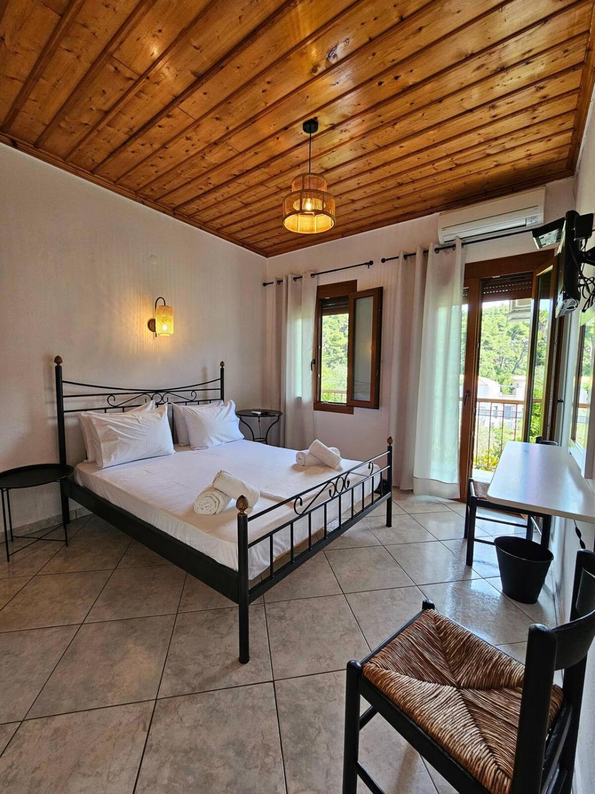 The Pine Trees Aparthotel Agnontas Exterior foto