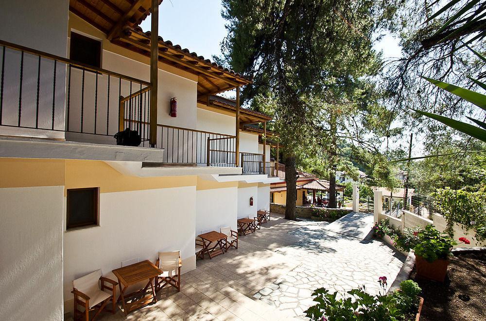 The Pine Trees Aparthotel Agnontas Exterior foto