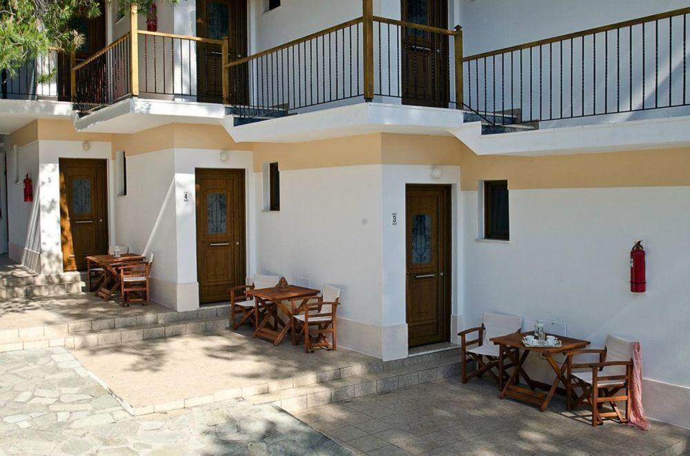 The Pine Trees Aparthotel Agnontas Exterior foto