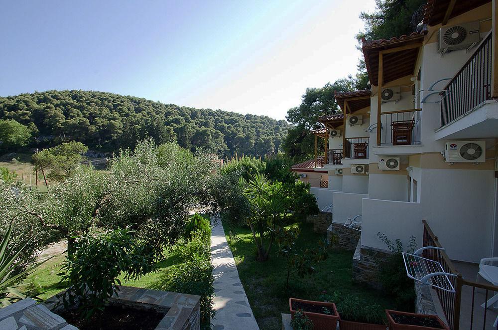 The Pine Trees Aparthotel Agnontas Exterior foto